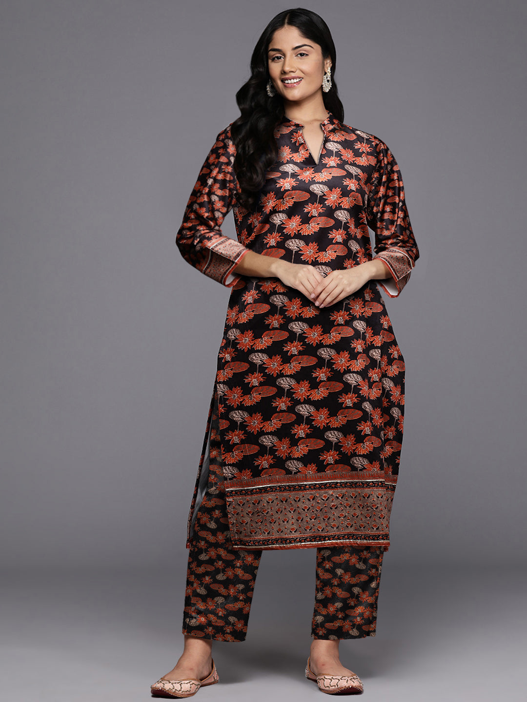 A PLUS BY AHALYAA Women Floral Printed Regular Gotta Patti Velvet Kurta with Trousers