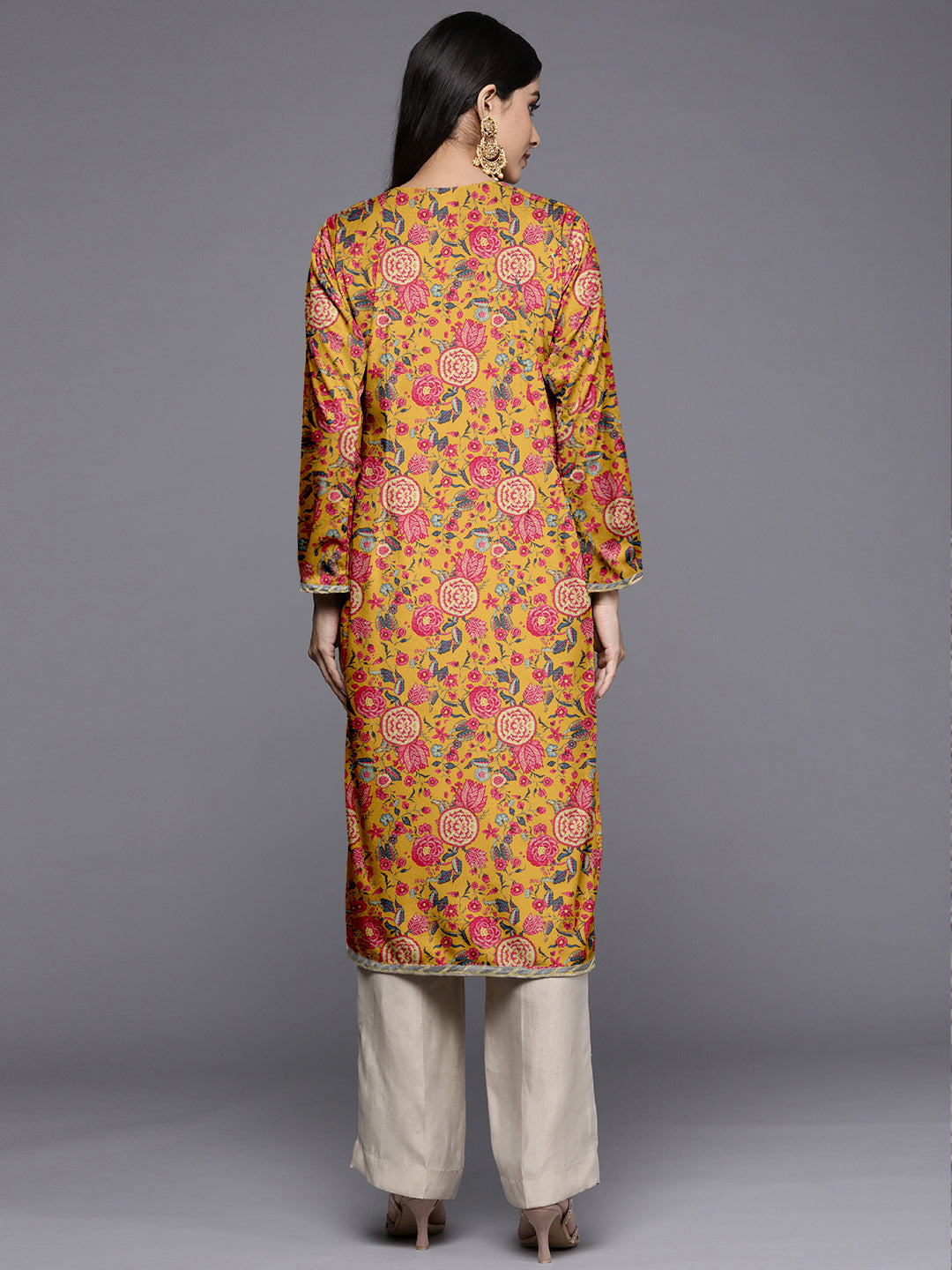 Women Floral Printed Patchwork Velvet Kurta