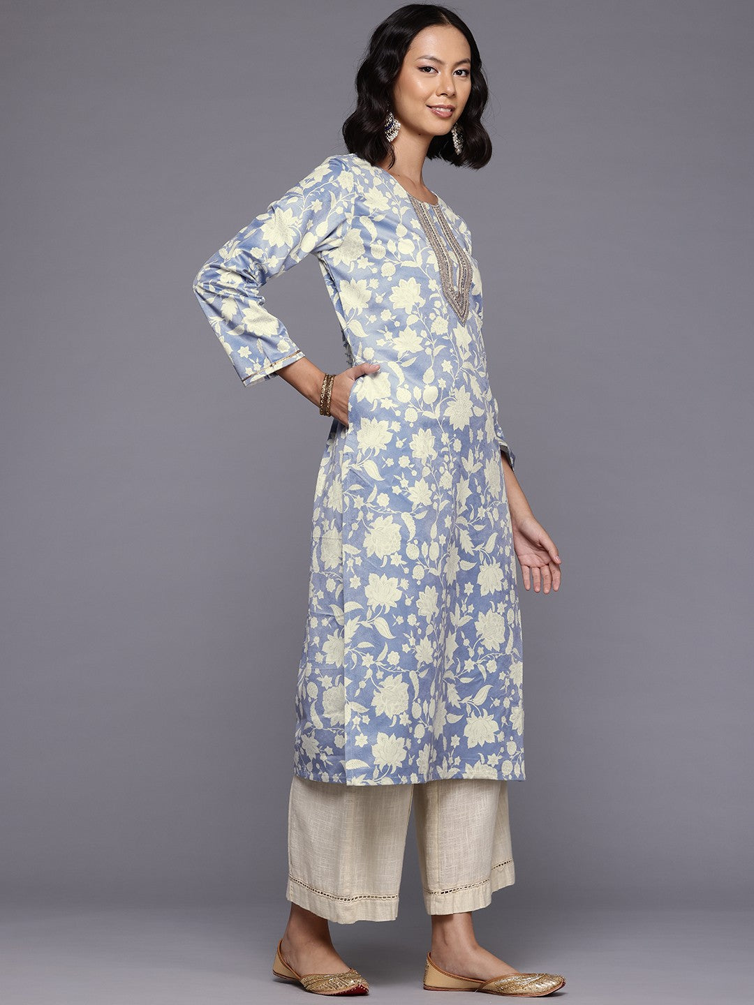 Floral Printed Sequinned Velvet Kurta