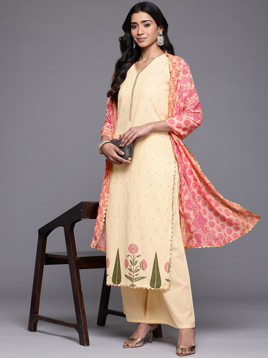 Ahalyaa Floral Printed Gotta Patti Pure Cotton Kurta With Palazzos & Dupatta