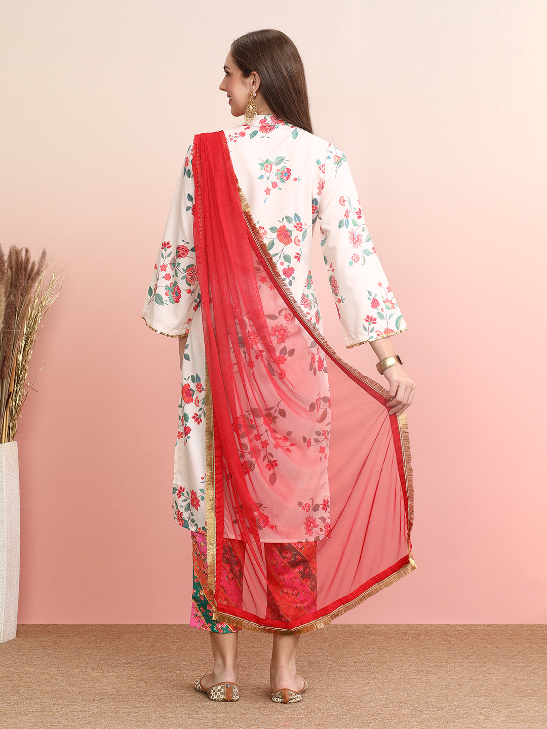 Women Floral Printed Regular Sequinned Kurta with Trousers & With Dupatta