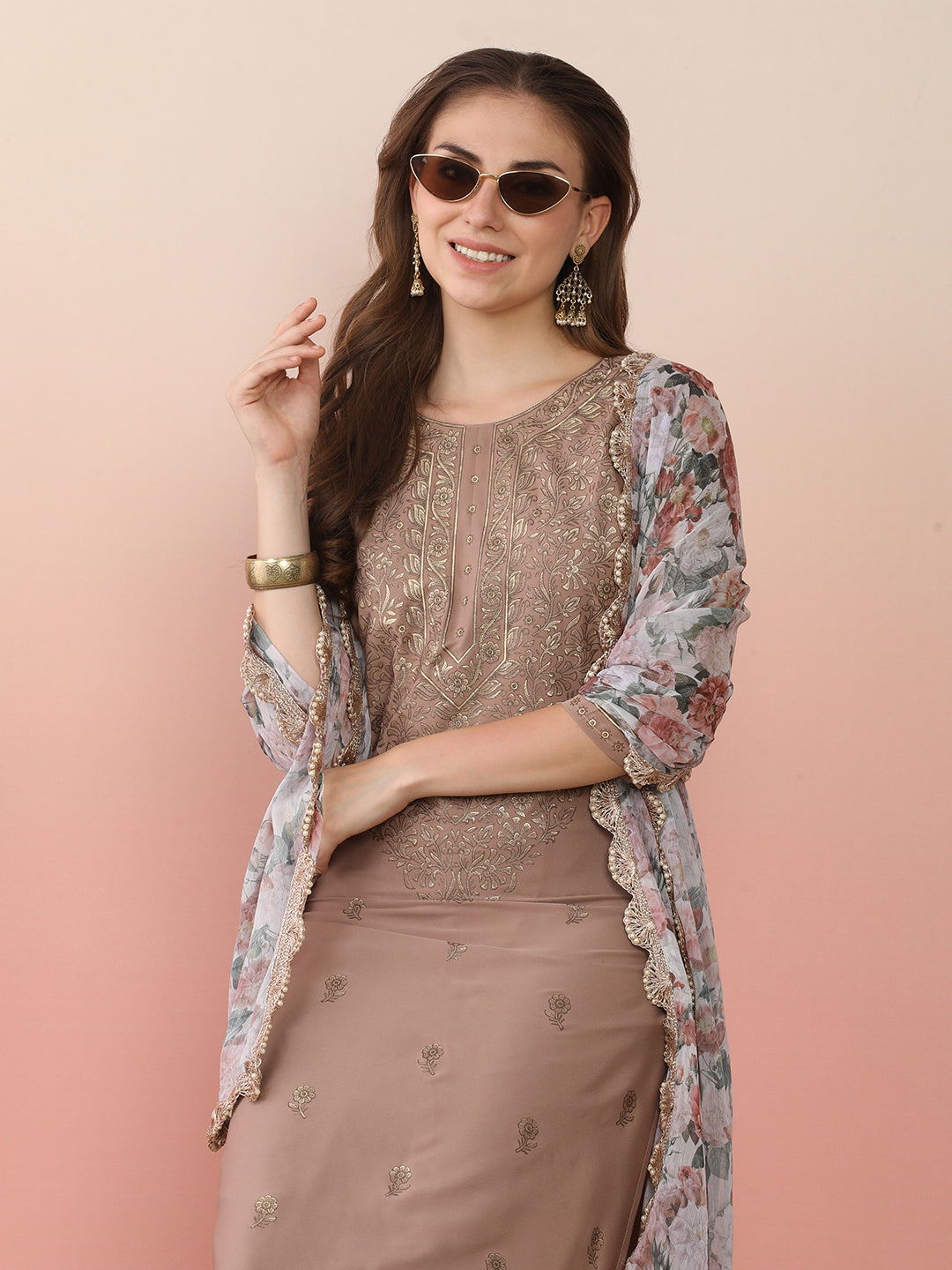 Women Ethnic Motifs Printed Regular Kurta with Trousers & With Dupatta