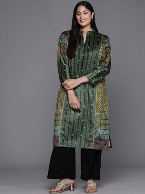 Women Printed Gotta Patti Velvet Kurta