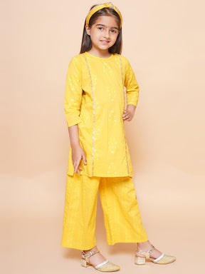 Girls Ethnic Motifs Printed Gotta Patti Pure Cotton Kurta & Palazzos