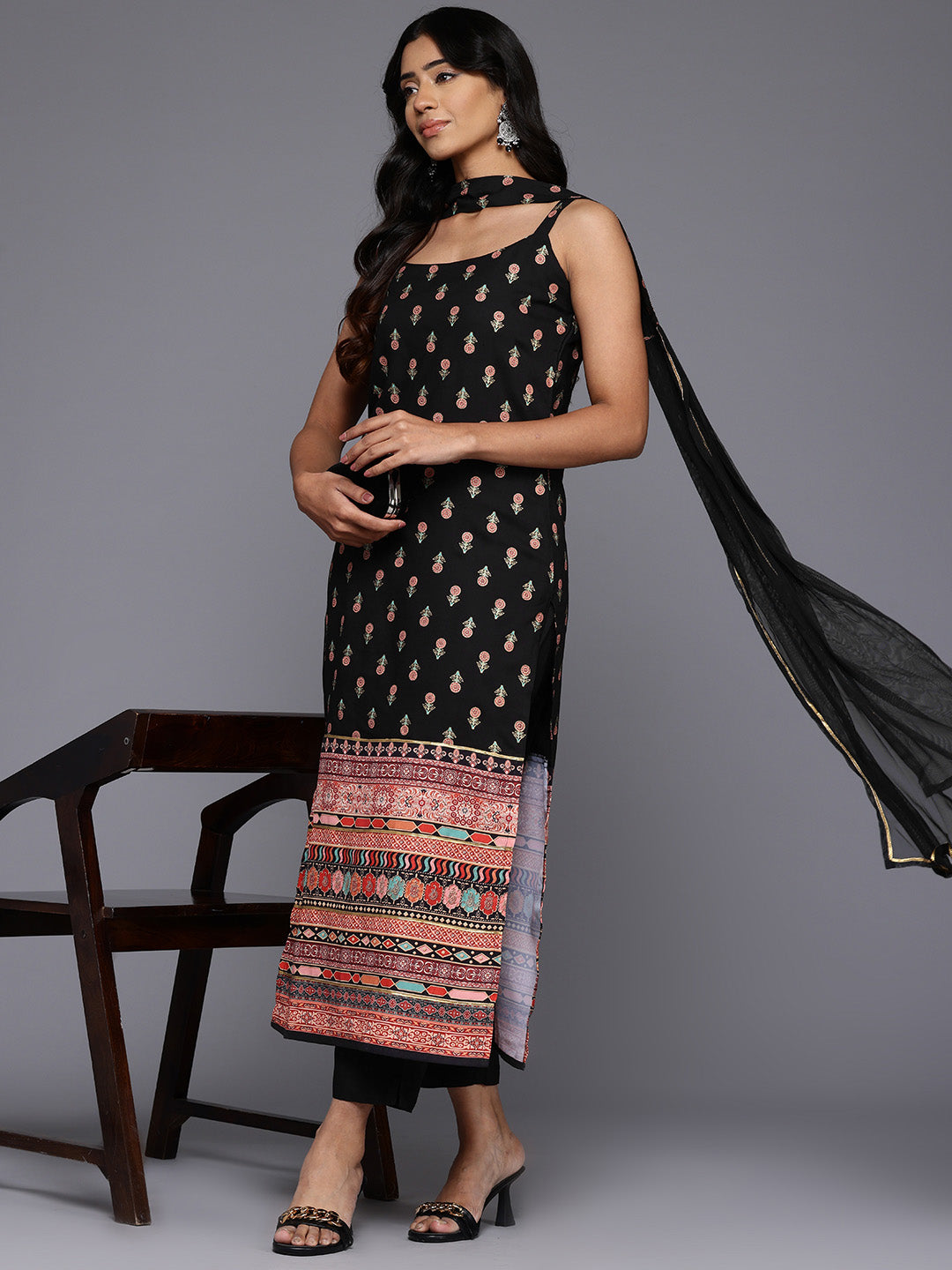 Floral Printed Gotta Patti Kurta With Trousers & Dupatta