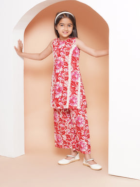 Girls Floral Printed Regular Pure Cotton Kurta with Palazzos