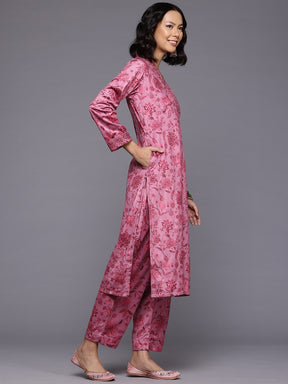 Ahalyaa Floral Printed Sequinned Velvet Kurta with Trousers