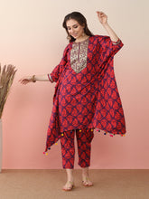 Floral Printed Regular Kaftan Kurta with Trousers