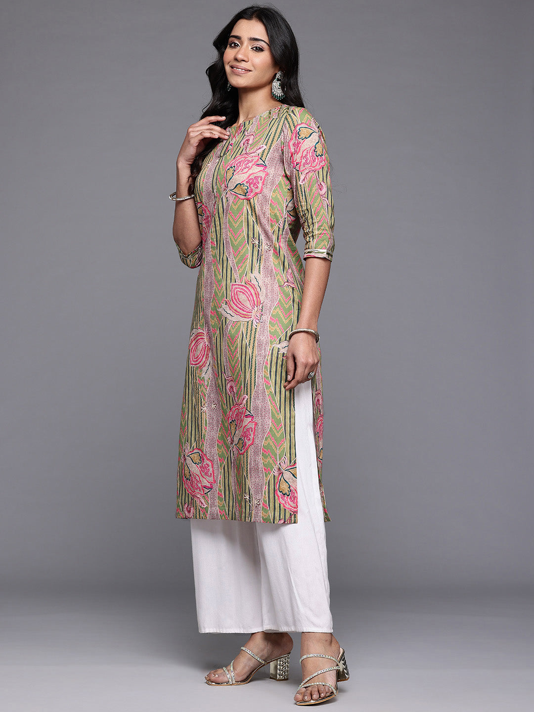 Ahalyaa Floral Printed Pure Cotton Gotta Patti Kurta