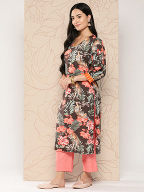 Ahalyaa Women Floral Printed Gotta Patti Crepe Kurta