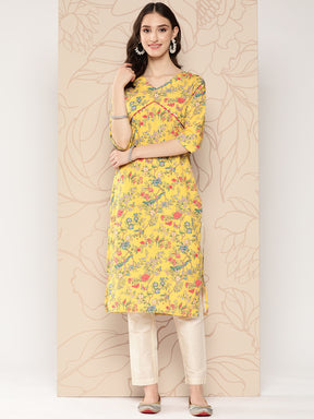 Ahalyaa Women Floral Printed Gotta Patti Crepe Kurta