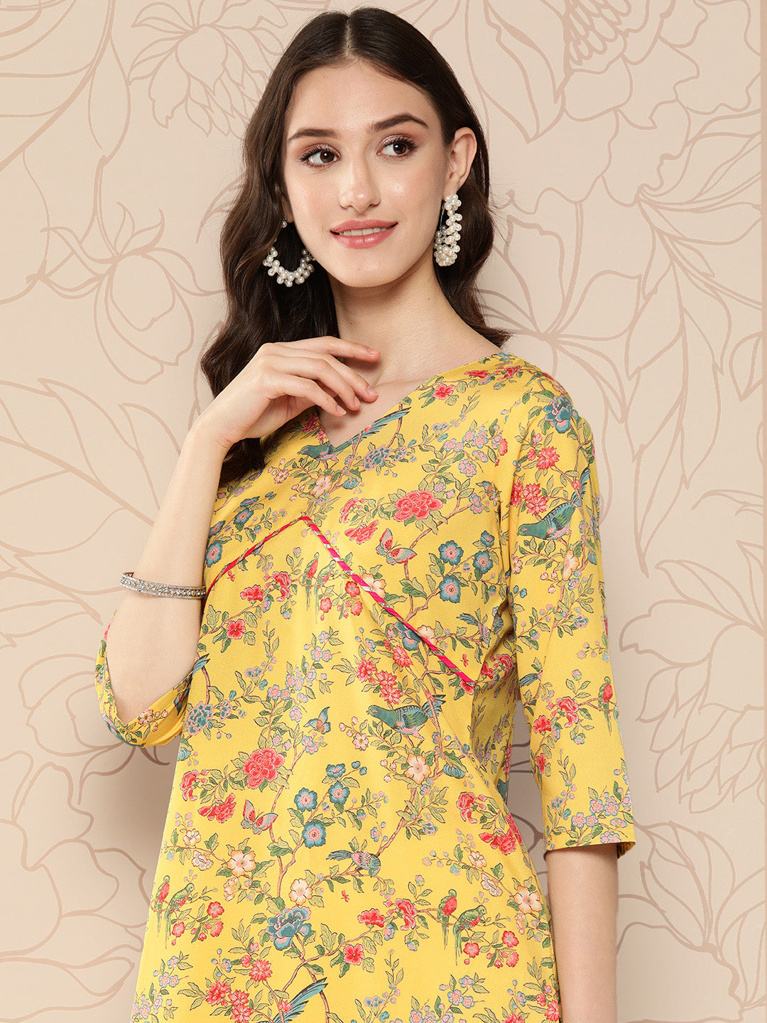 Ahalyaa Women Floral Printed Gotta Patti Crepe Kurta