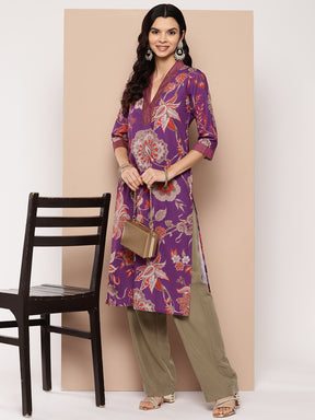 Ahalyaa Women Floral Printed Crepe Kurta