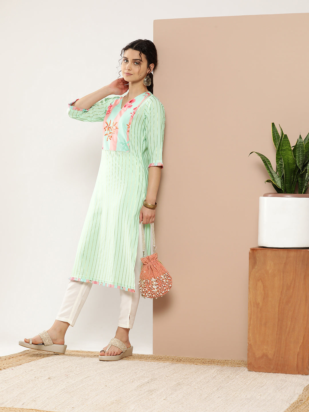 Ahalyaa Women Sea Green & Pink Striped Gotta Patti Floral Crepe Kurta