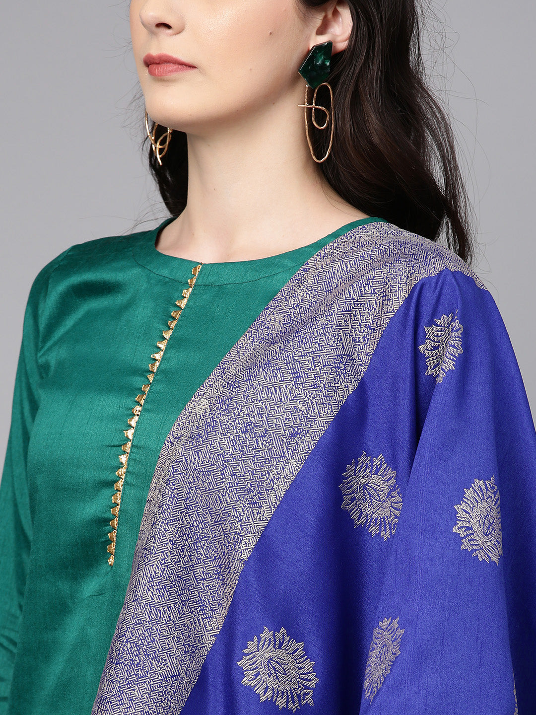 Green Solid Kurta with Trousers & Printed Dupatta