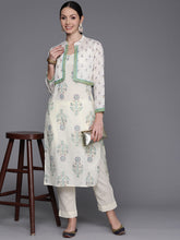 Ahalyaa Floral Printed Regular Pure Cotton Kurta with Trousers & Jacket