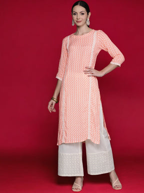 Ahalyaa Chevron Printed Round Neck Straight Kurta