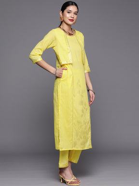 Ahalyaa Women Yellow Pure Cotton Printed Floral Kurta With Trousers