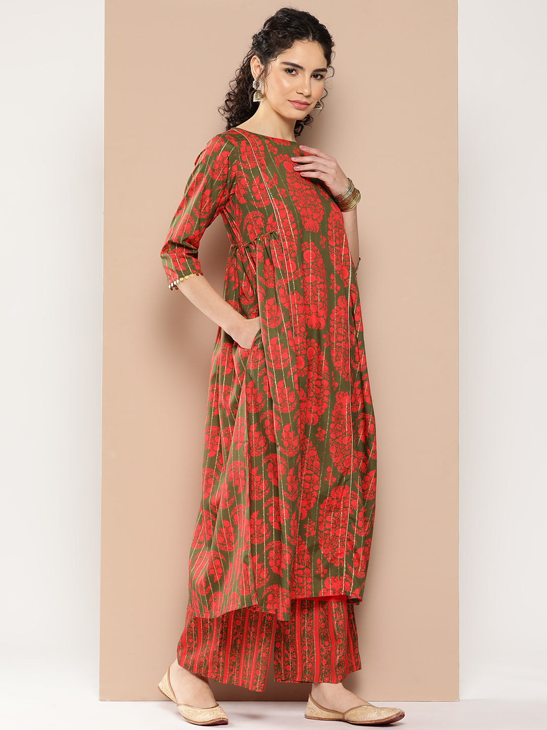 Ahalyaa Women Floral Printed Panelled Sequinned Kurta with Palazzos