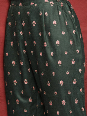 Green Printed Gotta Patti Velvet Kurta with Trousers & With Dupatta