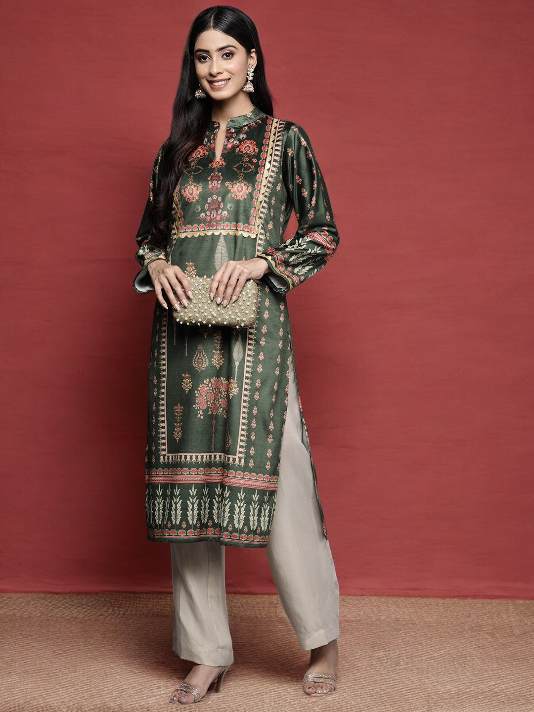 Green & Pink Printed Gotta Patti Velvet Kurta