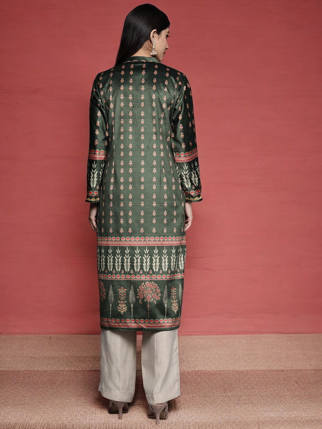 Green & Pink Printed Gotta Patti Velvet Kurta