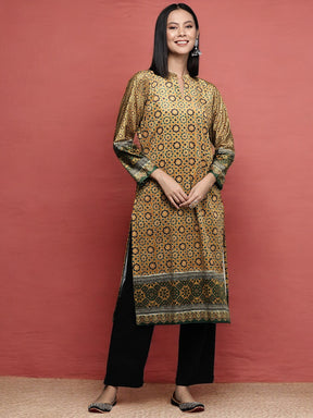 Mustard Yellow Printed Gotta Patti Velvet Kurta