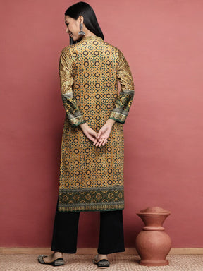 Mustard Yellow Printed Gotta Patti Velvet Kurta