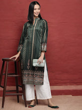 Green Geometric Printed Gotta Patti Velvet Kurta