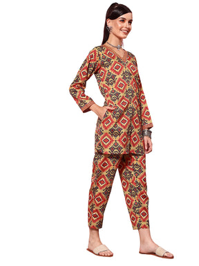 Ahalyaa Women Printed Tunic with Trousers