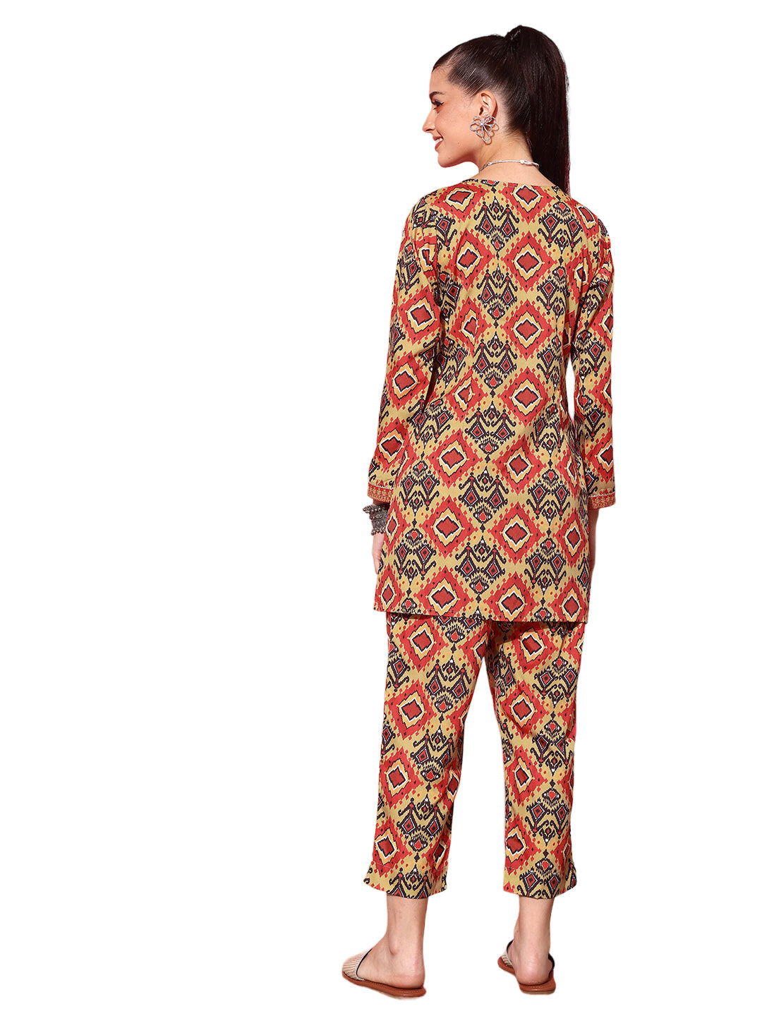 Ahalyaa Women Printed Tunic with Trousers