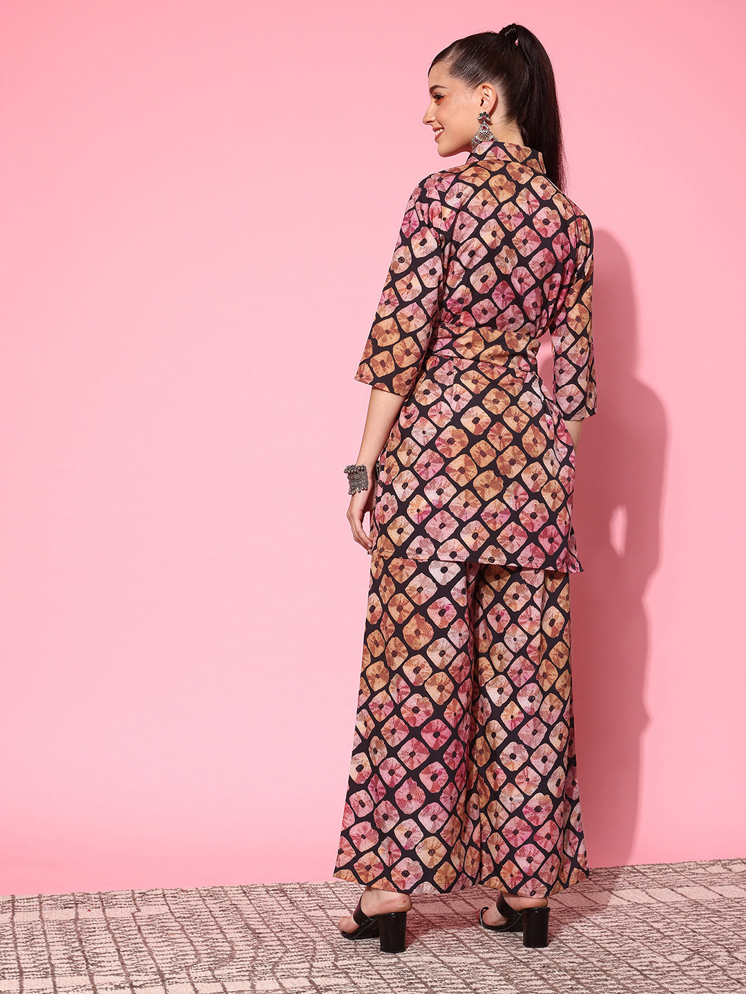 Ahalyaa Women Printed Tunic with Palazzos