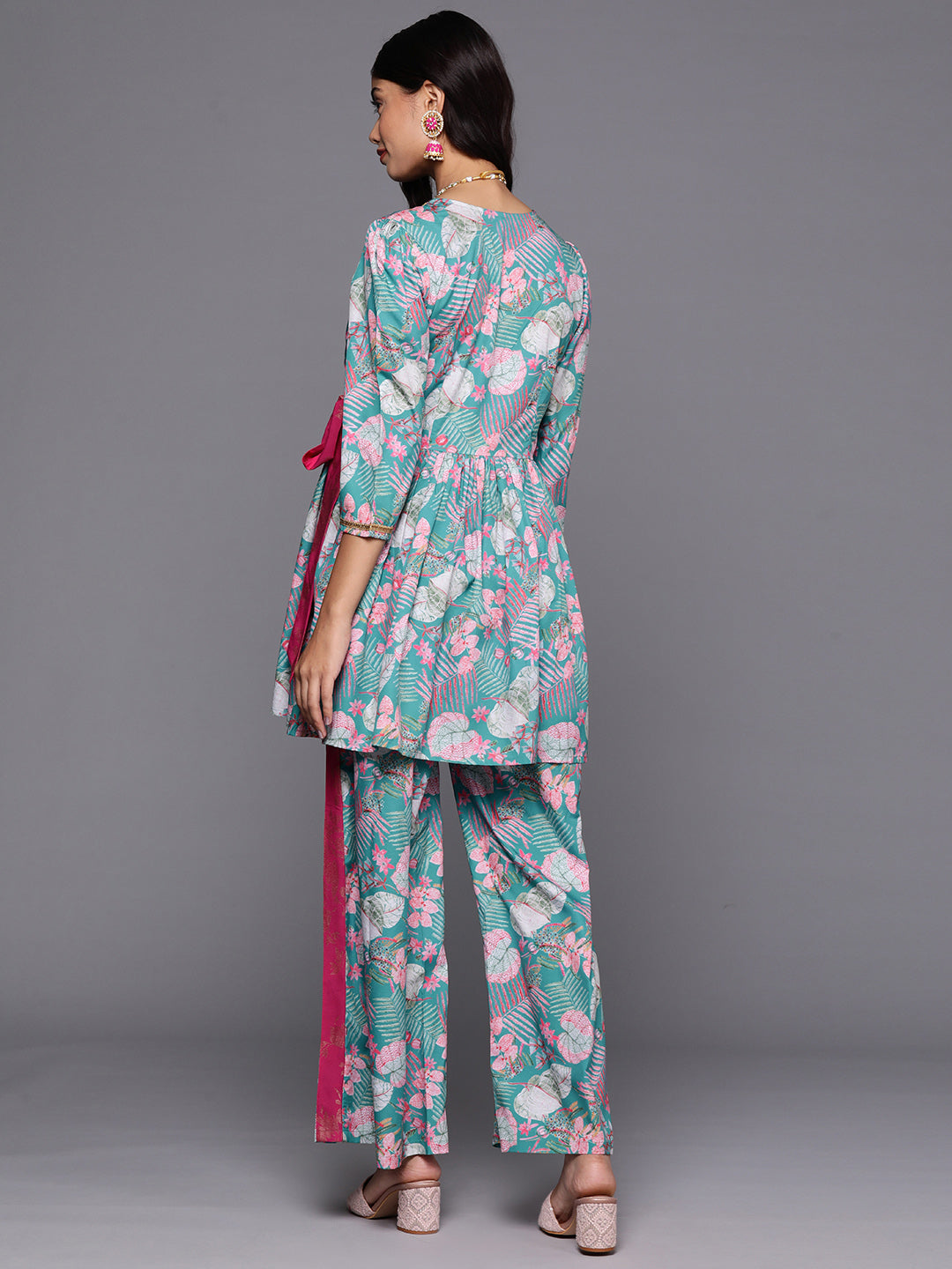 Ahalyaa Women Printed Tunic with Palazzos