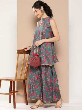 Ahalyaa Women Floral Printed Co-Ords