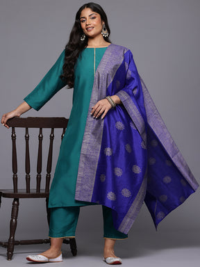 A PLUS BY AHALYAA Plus Size Gotta Patti Kurta with Trousers & With Dupatta