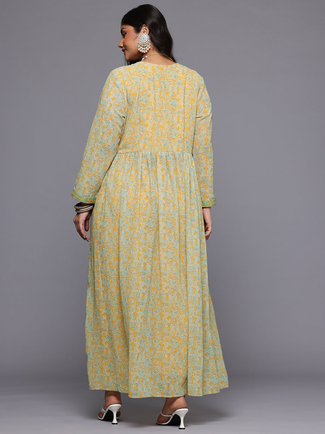 A PLUS BY AHALYAA Plus Size Paisley Printed High Slit Thread Work Kurta with Trousers