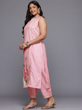 A PLUS BY AHALYAA Plus Size Floral Printed Panelled Gotta Patti Kurta with Trousers