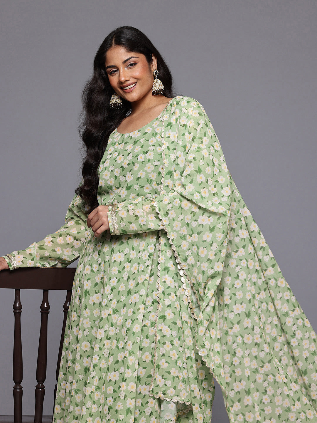 A PLUS BY AHALYAA Plus Size Floral Printed Gotta Patti Kurta with Trousers & With Dupatta