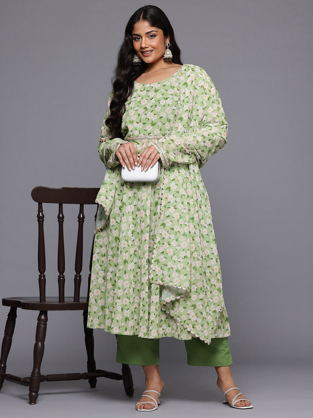 A PLUS BY AHALYAA Plus Size Floral Printed Gotta Patti Kurta with Trousers & With Dupatta