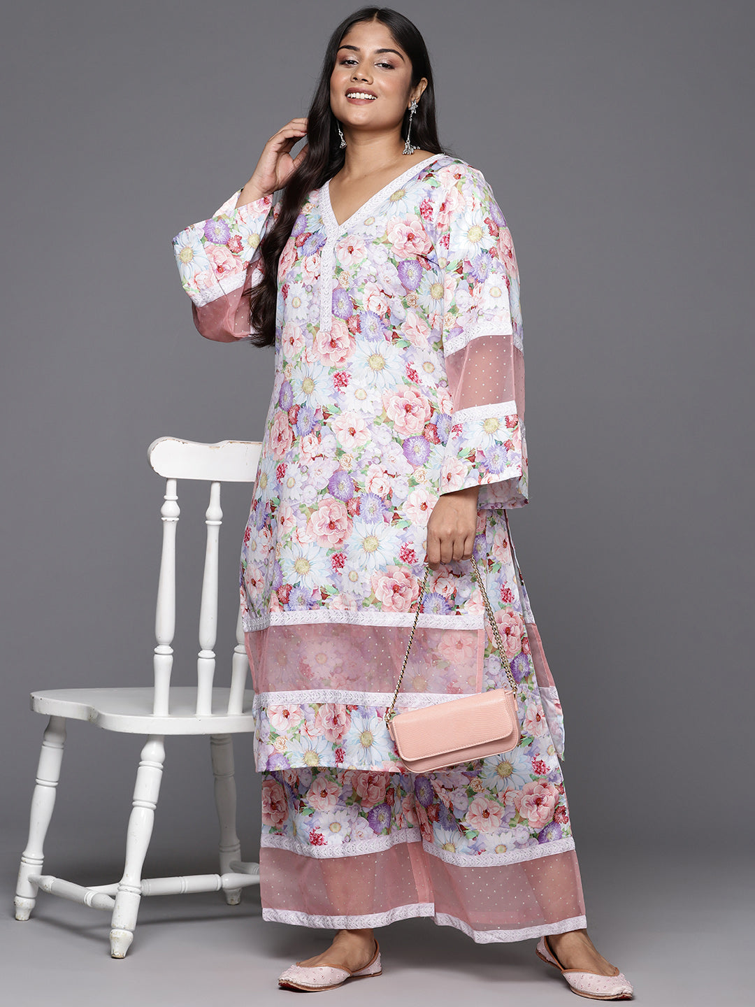 A PLUS BY AHALYAA Women Floral Printed Regular Kurta with Palazzos