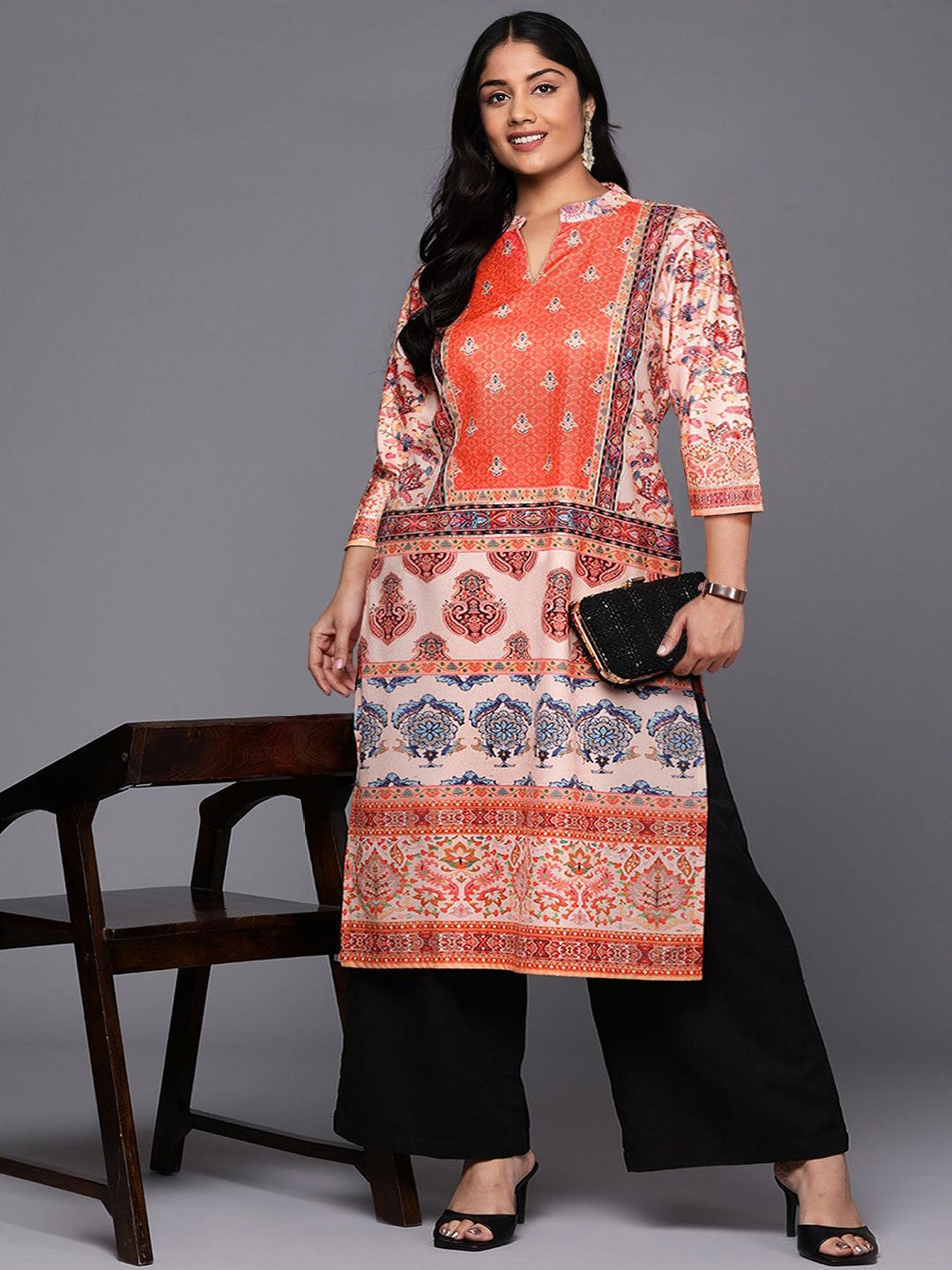 Women Ethnic Motifs Printed Gotta Patti Velvet Kurta