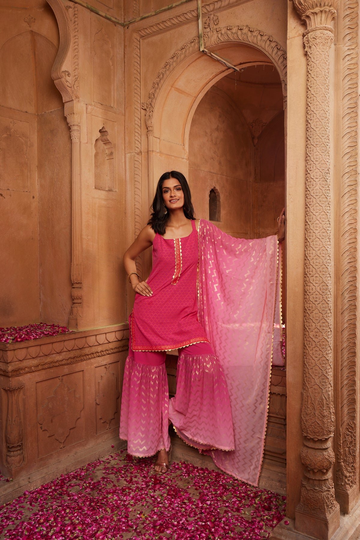 Women's Pink Ombre Printed Gotta Patti Sharara Set With Dupatta