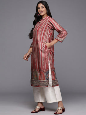 Women Printed Gotta Patti Velvet Kurta