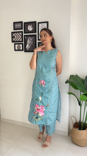 Floral Printed Panelled Gotta Patti Kurta with Trousers