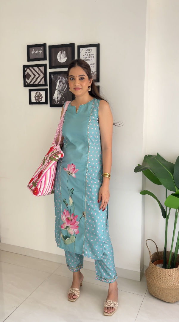 Floral Printed Panelled Gotta Patti Kurta with Trousers