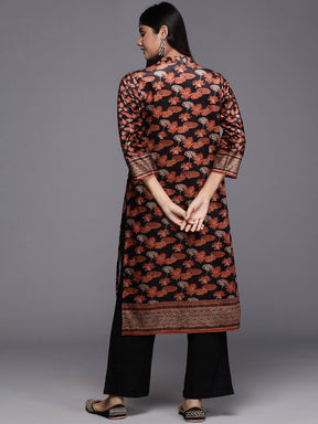 Women Floral Printed Gotta Patti Velvet Kurta