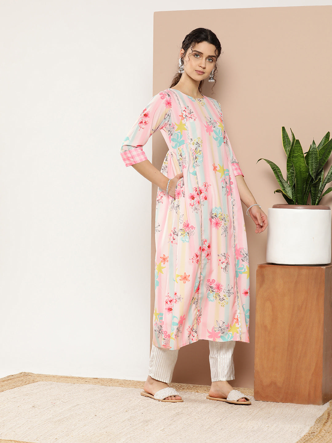 Pink & Green Printed Gotta Patti Floral Crepe Kurta